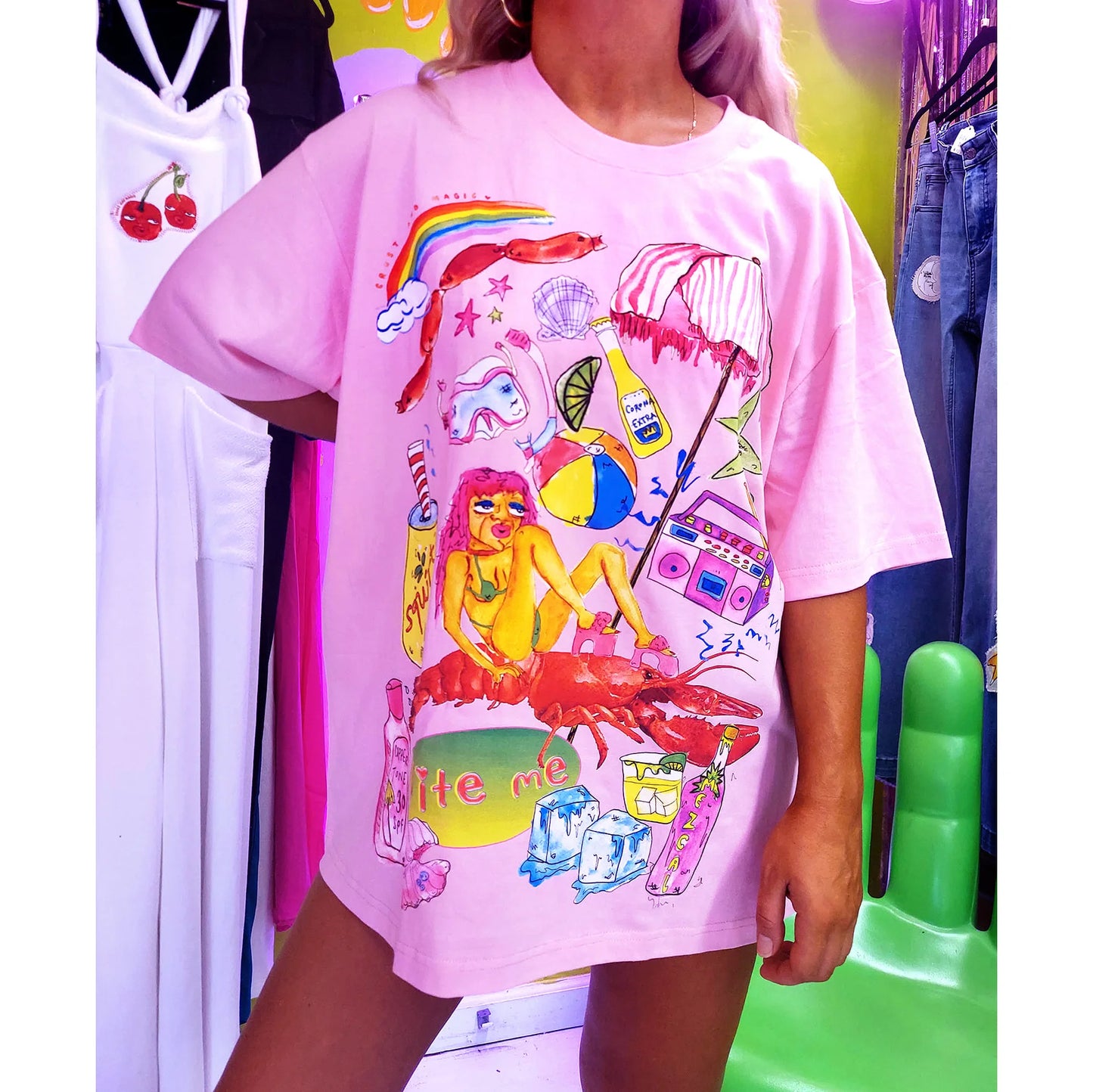 BITE ME TEE
